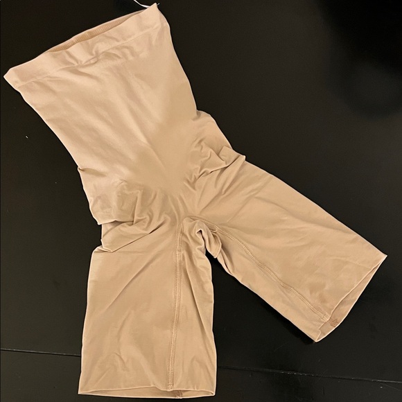 SPANX Other - SPANX Power Series Shapewear large
